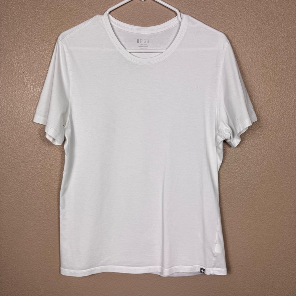 FIGS Men's Pima‎ cotton underscrub short sleeve tee white size medium D